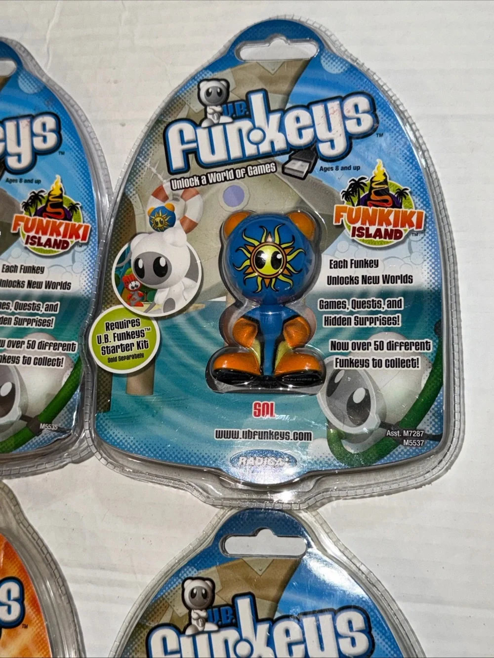 UB Funkeys Series 1 & Funkiki Island 2007 Figure Set of 4 New